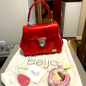 CANDY APPLE RED PATENT LEATHER BEIJO BAG